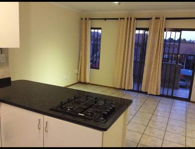 2 BEDROOM PROPERTY TO RENT IN MONDEOR